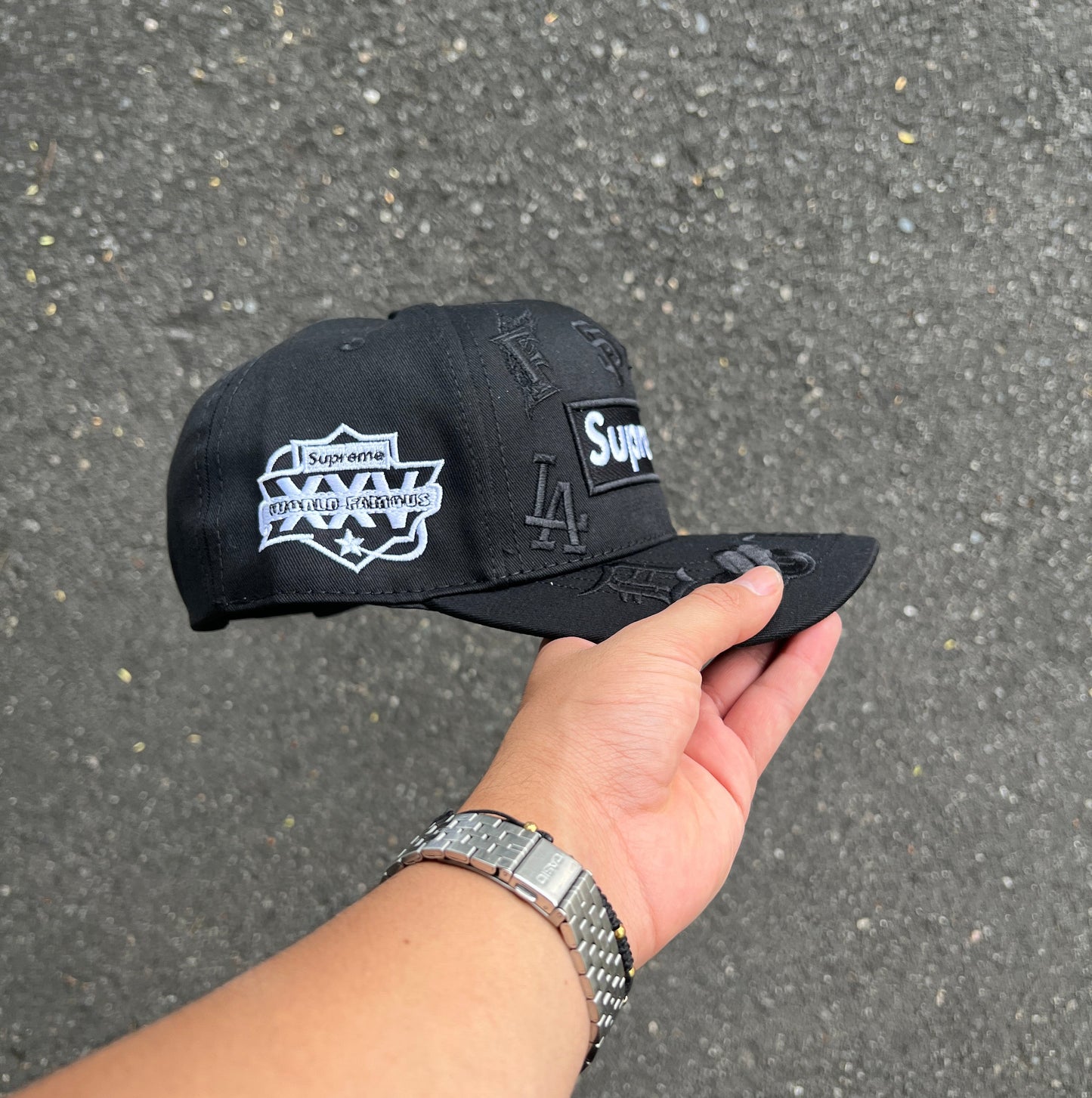 GORRA BLACK SUPREME