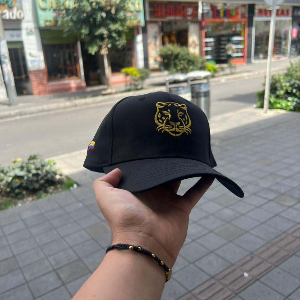 GORRA DE BACHUE NEGRA