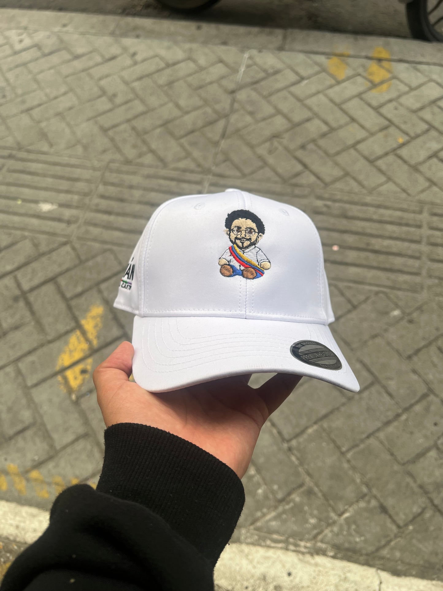 GORRA IVÁN CEPEDA BLANCA