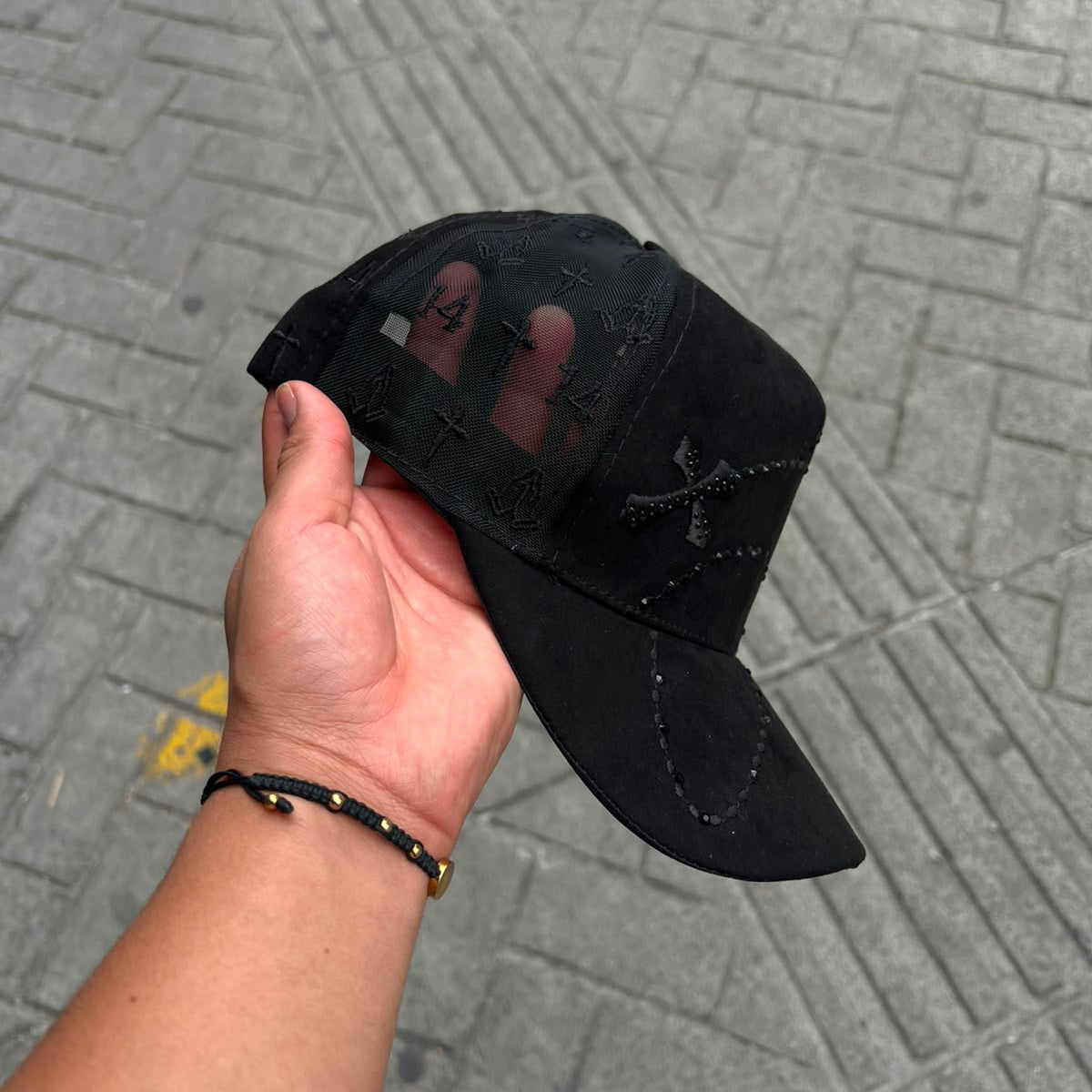 GORRA EXODO NEGRA